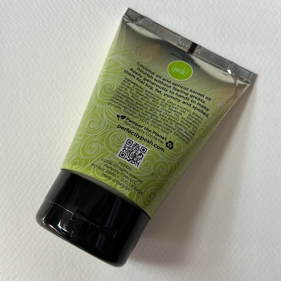 Perfectly POSH BIG FAT YUMMY hand crème KEY LIME PIE full SZ. 3fl. Oz.  New. - Picture 2 of 7